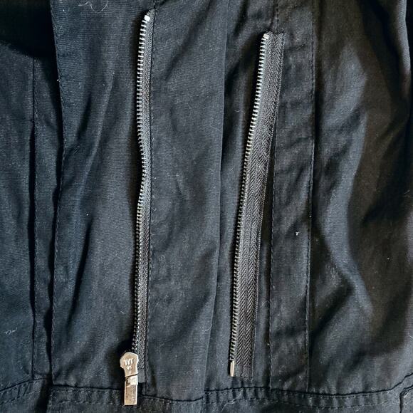 BCBG MAXAZRIA Padded Shoulder Black Bomber Jacket Sz Small - Picture 9 of 9